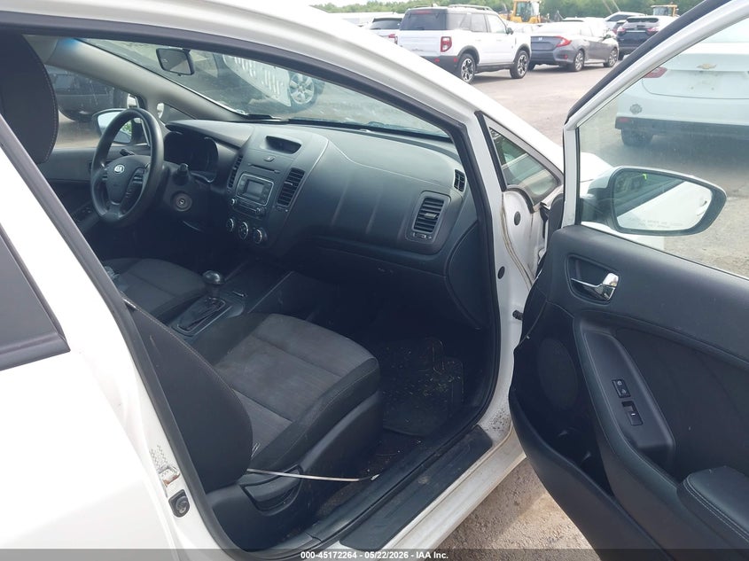 2016 Kia Forte VIN KNAFK5A81G5591875 IAAI salvage auction — HAIL, Salvage (Ohio), sold $300 on 2026-07-21 (photo 5)