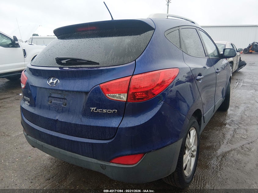 2011 Hyundai Tucson VIN KM8JU3AC2BU205118 IAAI salvage auction — FRONT END, Scrap (Alabama), sold $425 on 2026-07-22 (photo 4)