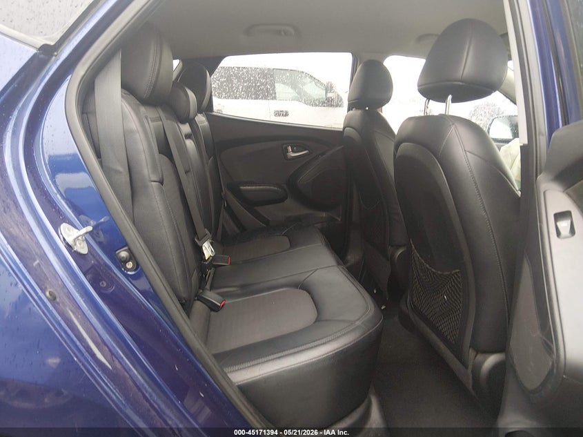 2011 Hyundai Tucson VIN KM8JU3AC2BU205118 IAAI salvage auction — FRONT END, Scrap (Alabama), sold $425 on 2026-07-22 (photo 8)
