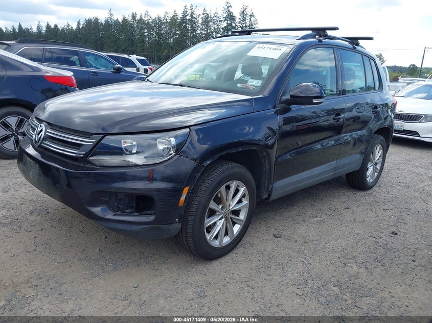 2018 Volkswagen Tiguan VIN WVGAV7AX0JK005047 IAAI salvage auction — NORMAL WEAR, Clear (Washington), sold $1,500 on 2026-07-15 (photo 2)