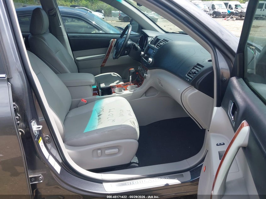 2012 Toyota Highlander VIN 5TDDK3EH2CS093651 IAAI salvage auction — FRONT END, Salvage Title, sold $2,100 on 2026-07-29 (photo 5)