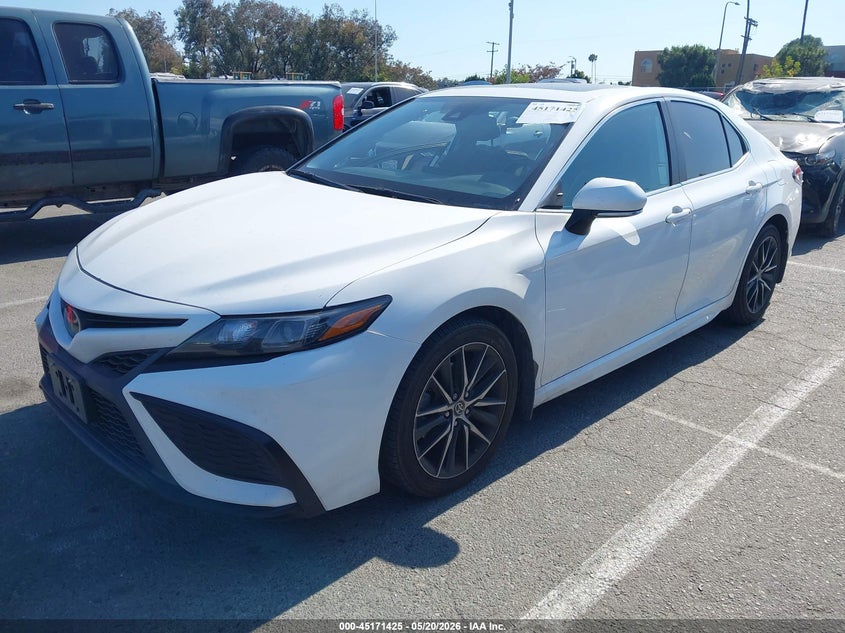 2023 Toyota Camry VIN 4T1T11AK7PU165591 IAAI salvage auction — SIDE, Salvage (California), sold $9,400 on 2026-07-30 (photo 2)