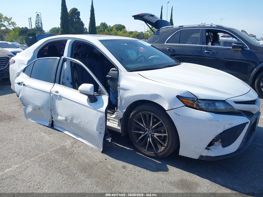 2023 Toyota Camry VIN 4T1T11AK7PU165591 IAAI salvage auction — SIDE, Salvage (California), sold $9,400 on 2026-07-30 (photo 6)