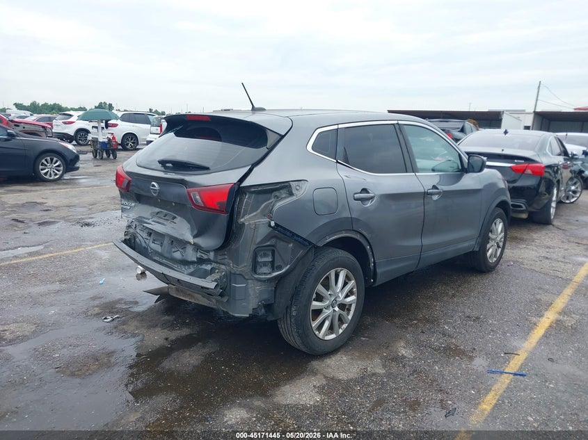 2017 Nissan Rogue VIN JN1BJ1CP1HW002971 IAAI salvage auction — REAR END, Original (Texas), sold $2,875 on 2026-07-15 (photo 4)