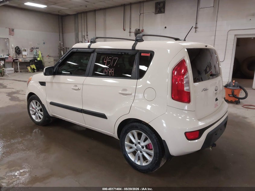 2013 Kia Soul VIN KNDJT2A65D7762649 IAAI salvage auction — RIGHT SIDE, Salvage (Maine), sold $475 on 2026-07-20 (photo 3)