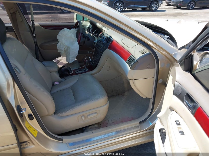 2004 Lexus ES VIN JTHBA30G245048854 IAAI salvage auction — LEFT FRONT, Salvage (North Carolina), sold $400 on 2026-07-23 (photo 5)