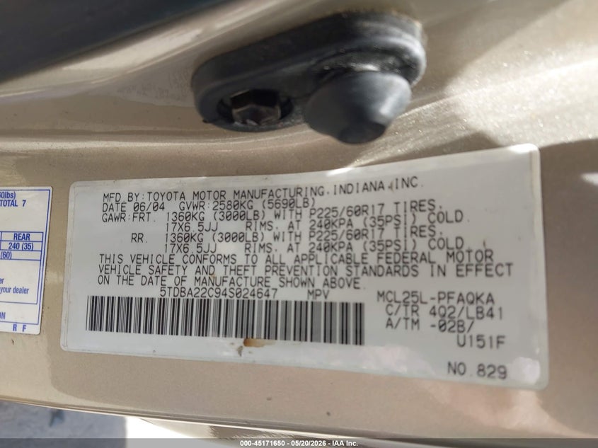 2004 Toyota Sienna VIN 5TDBA22C94S024647 IAAI salvage auction — FRONT END, Salvage (Utah), sold $400 on 2026-07-16 (photo 9)