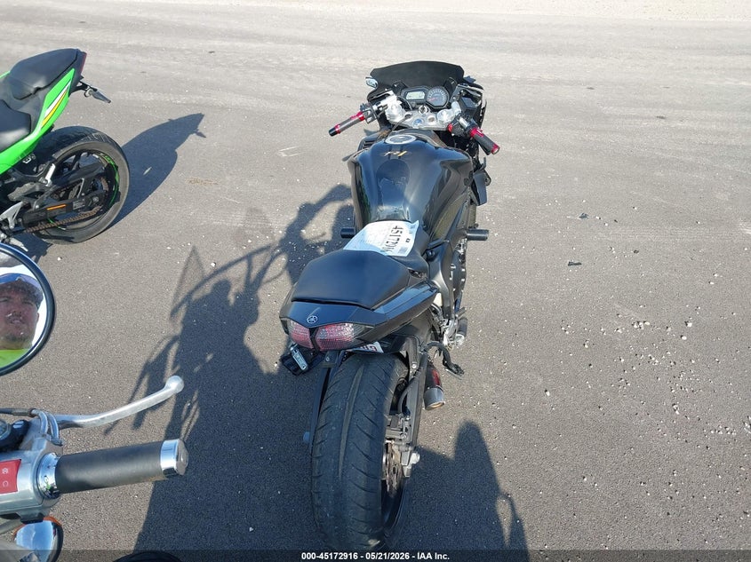 2009 Yamaha Fz1 VIN JYARN17E49A006595 IAAI salvage auction — SIDE, Salvage (Illinois), sold $1,150 on 2026-07-14 (photo 6)