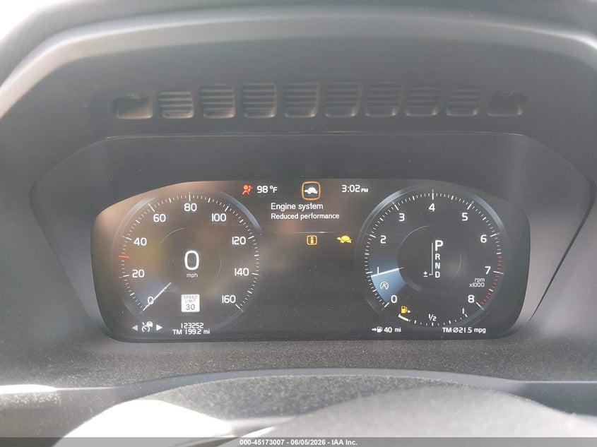 2021 Volvo Xc90 VIN YV4102PK0M1695102 IAAI salvage auction — RIGHT FRONT, Wait Title, sold $8,250 on 2026-08-28 (photo 7)