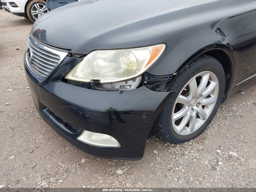 2007 Lexus Ls 460 VIN JTHBL46F775012418 IAAI salvage auction — NORMAL WEAR, Clear (Missouri), sold $650 on 2026-07-27 (photo 6)
