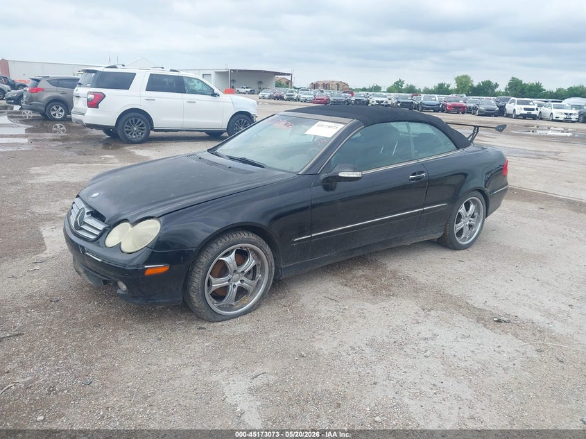 2005 Mercedes-benz Clk-klasse VIN WDBTK65J95F127571 IAAI salvage auction — NORMAL WEAR, Salvage (Texas), sold $250 on 2026-07-29 (photo 2)