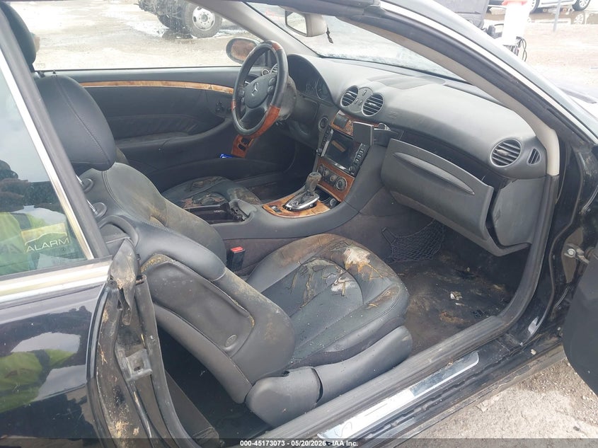 2005 Mercedes-benz Clk-klasse VIN WDBTK65J95F127571 IAAI salvage auction — NORMAL WEAR, Salvage (Texas), sold $250 on 2026-07-29 (photo 5)