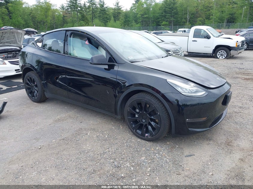2022 Tesla Model y VIN 7SAYGDEE2NF318403 IAAI salvage auction — REAR END, Salvage Title, sold $8,600 on 2026-07-24 (photo 1)