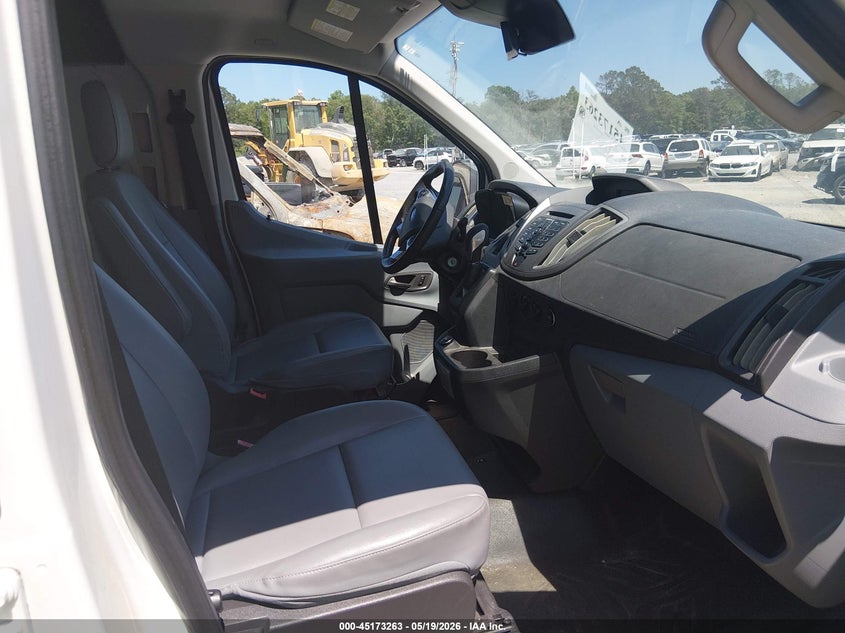 2017 Ford Transit 150 VIN 1FTYE1ZM0HKB26570 IAAI salvage auction — NORMAL WEAR, Sf97 (South Carolina), sold $23,775 on 2026-07-16 (photo 5)