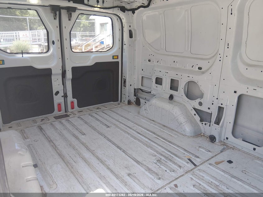 2017 Ford Transit 150 VIN 1FTYE1ZM0HKB26570 IAAI salvage auction — NORMAL WEAR, Sf97 (South Carolina), sold $23,775 on 2026-07-16 (photo 8)