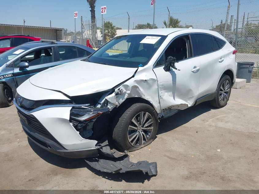 2024 Toyota Venza VIN JTEAAAAH6RJ159880 IAAI salvage auction — LEFT SIDE, Salvage (California), sold $9,550 on 2026-07-08 (photo 2)