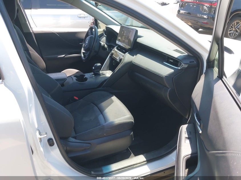 2024 Toyota Venza VIN JTEAAAAH6RJ159880 IAAI salvage auction — LEFT SIDE, Salvage (California), sold $9,550 on 2026-07-08 (photo 5)