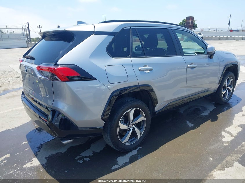 2022 Toyota Rav 4 VIN JTMAB3FV3ND108633 IAAI salvage auction — FRONT END, Salvage Title, sold $27,050 on 2026-07-22 (photo 4)
