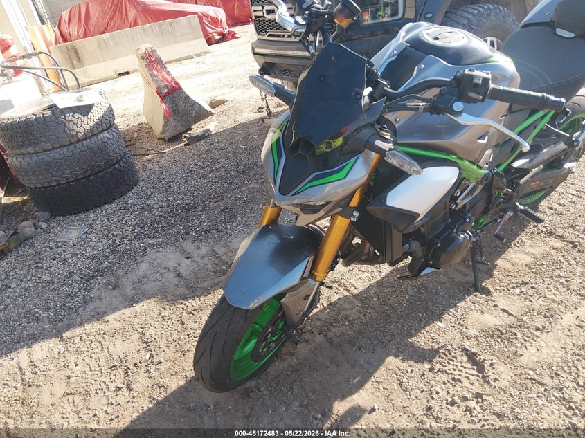 2025 Kawasaki Zr VIN ML5ZRDT17SDA07058 IAAI salvage auction — FRONT END, Salvage (Wisconsin), sold $3,750 on 2026-07-24 (photo 2)