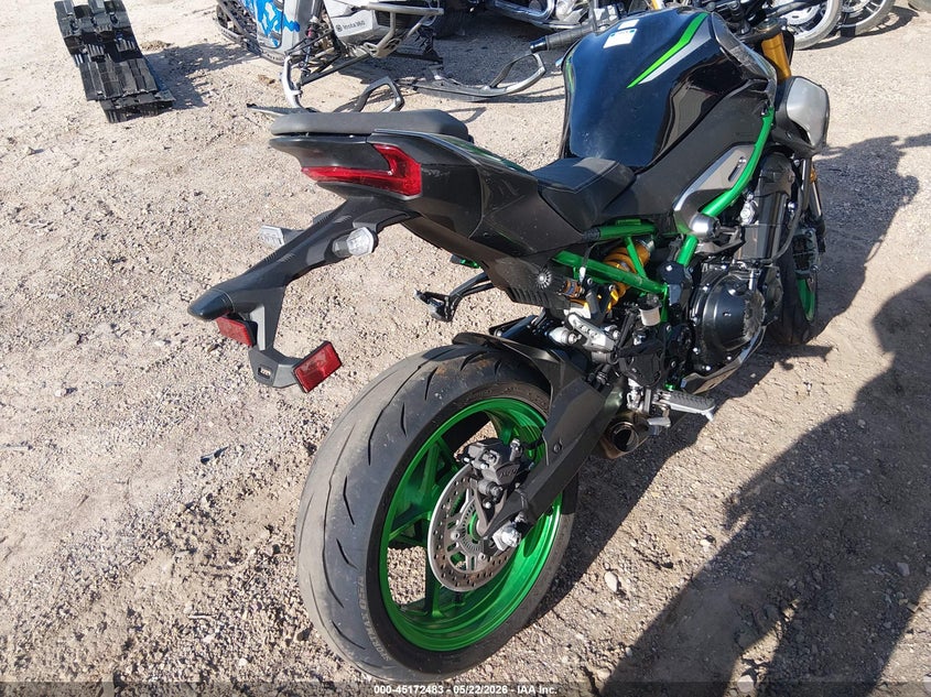 2025 Kawasaki Zr VIN ML5ZRDT17SDA07058 IAAI salvage auction — FRONT END, Salvage (Wisconsin), sold $3,750 on 2026-07-24 (photo 4)