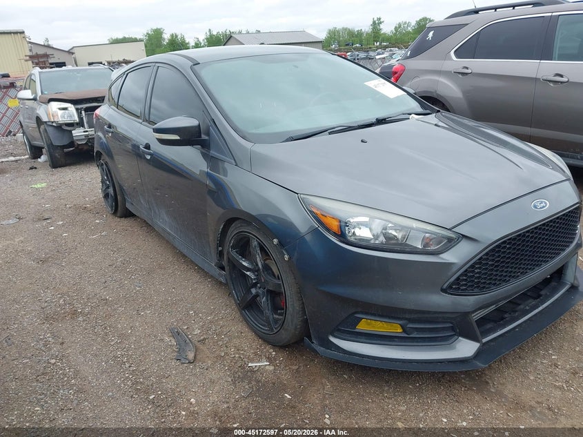 2015 Ford Focus st VIN 1FADP3L96FL387255 — IAAI salvage auction photo