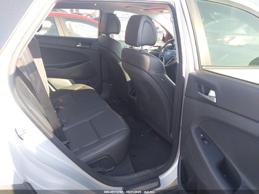 2018 Hyundai Tucson VIN KM8J33A20JU757287 IAAI salvage auction — REAR END, Salvage Title, sold $4,150 on 2026-07-29 (photo 8)
