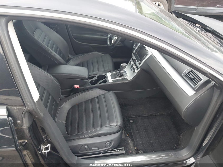 2013 Volkswagen Passat cc VIN WVWBP7AN1DE563171 IAAI salvage auction — REAR END, Clear (Virginia), sold $625 on 2026-07-14 (photo 5)