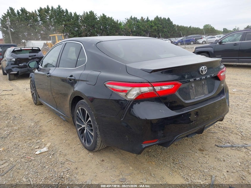 2018 Toyota Camry VIN JTNB11HK8J3014290 IAAI salvage auction — FRONT END, Salvage Title, sold $4,050 on 2026-08-02 (photo 3)