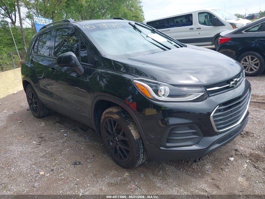 2022 Chevrolet Trax VIN KL7CJPSM5NB562522 IAAI salvage auction — WATER/FLOOD, Salvage (Indiana), sold $3,900 on 2026-07-22 (photo 1)