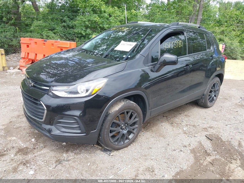2022 Chevrolet Trax VIN KL7CJPSM5NB562522 IAAI salvage auction — WATER/FLOOD, Salvage (Indiana), sold $3,900 on 2026-07-22 (photo 2)