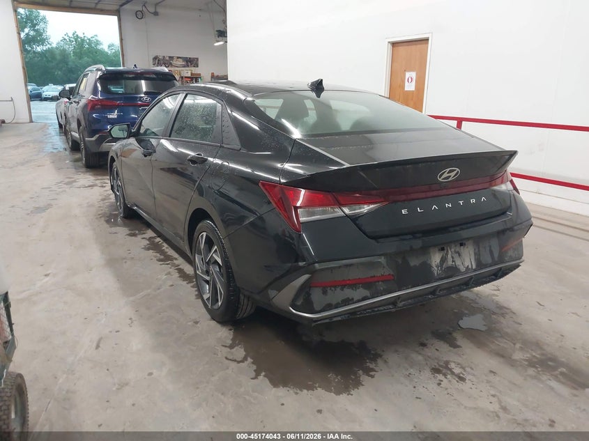 2025 Hyundai Elantra VIN KMHLM4DG8SU012453 IAAI salvage auction — HAIL, Salvage (Iowa), sold $8,300 on 2026-07-27 (photo 3)