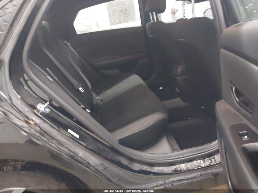 2025 Hyundai Elantra VIN KMHLM4DG8SU012453 IAAI salvage auction — HAIL, Salvage (Iowa), sold $8,300 on 2026-07-27 (photo 8)