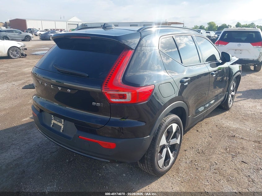 2025 Volvo Xc40 VIN YV4L12UC9S2457422 IAAI salvage auction — FRONT END, Salvage Title, sold $12,500 on 2026-08-12 (photo 4)