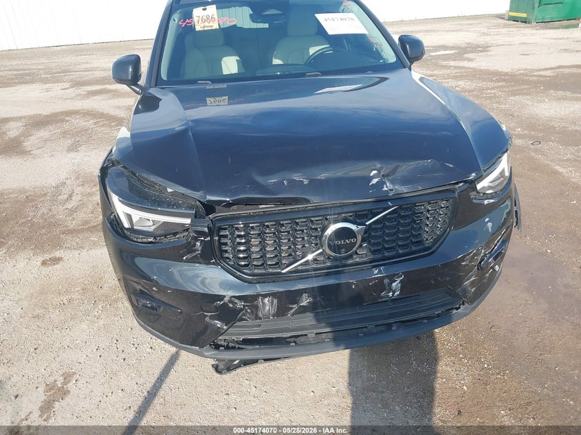 2025 Volvo Xc40 VIN YV4L12UC9S2457422 IAAI salvage auction — FRONT END, Salvage Title, sold $12,500 on 2026-08-12 (photo 6)