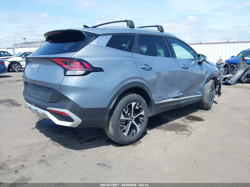 2025 Kia Sportage VIN 5XYK3CDF2SG241247 IAAI salvage auction — RIGHT SIDE, Salvage (Oregon), sold $8,500 on 2026-07-30 (photo 4)