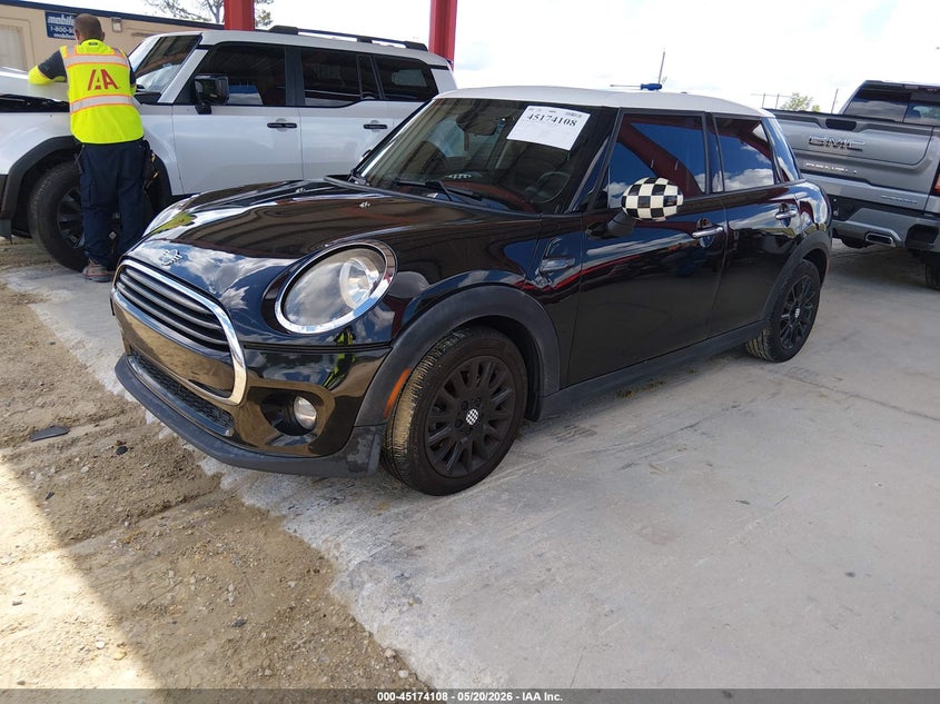 2019 Mini Hard top VIN WMWXU1C51K2H74104 IAAI salvage auction — WATER/FLOOD, Rebuildable (Florida), sold $2,800 on 2026-07-14 (photo 2)