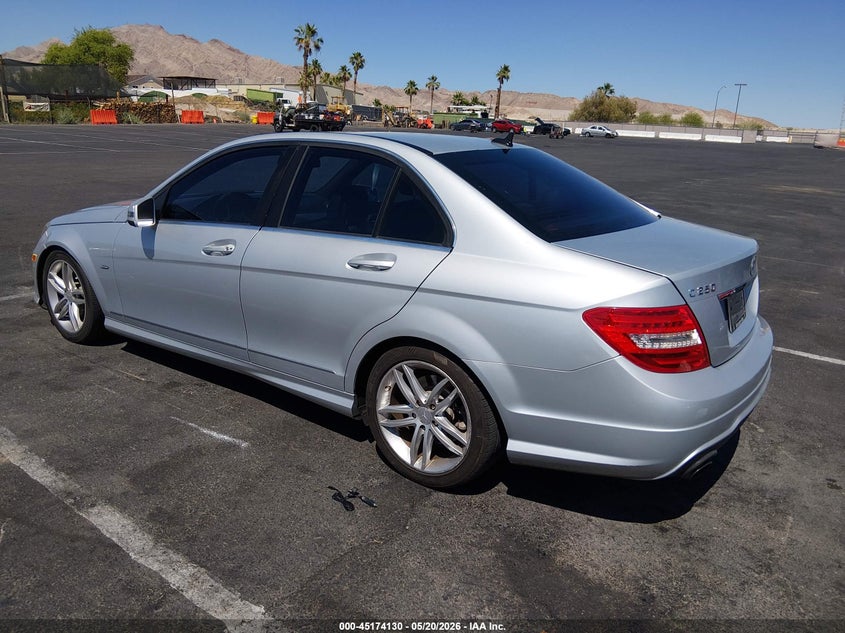 2012 Mercedes-benz C class VIN WDDGF4HB5CR216717 IAAI salvage auction — NORMAL WEAR, Clear (Nevada), sold $1,100 on 2026-07-13 (photo 3)