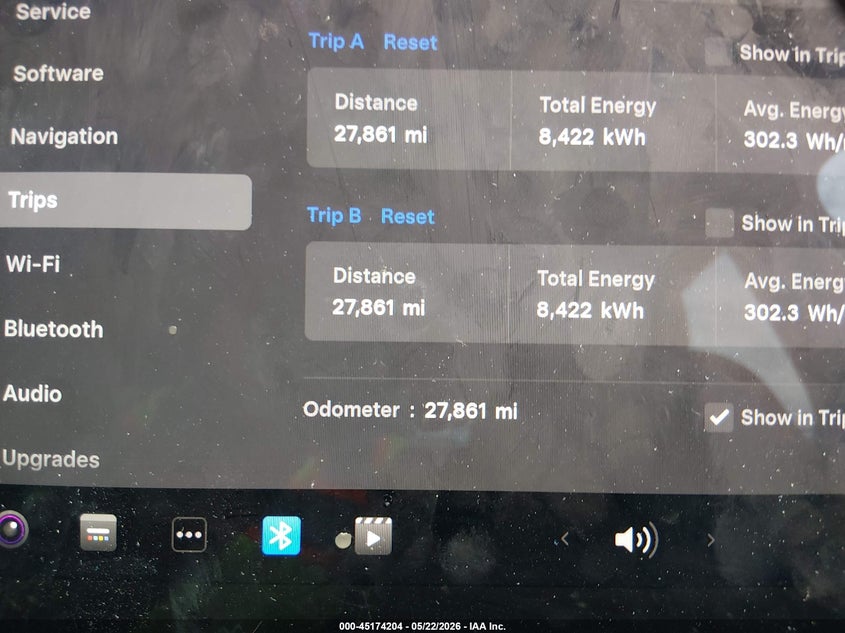 2024 Tesla Model y VIN 7SAYGDEDXRF016693 IAAI salvage auction — FRONT & REAR, Salvage (New Jersey), sold $10,225 on 2026-07-16 (photo 7)