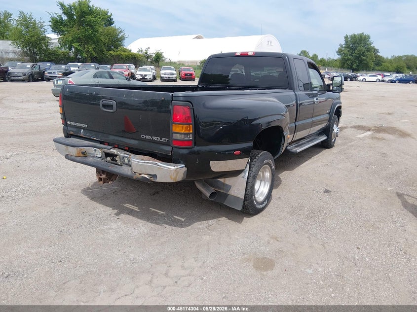 2003 Chevrolet Silverado 3500 VIN 1GCJK39193E184972 IAAI salvage auction — MECHANICAL, Salvage (Iowa), sold $1,300 on 2026-07-06 (photo 4)