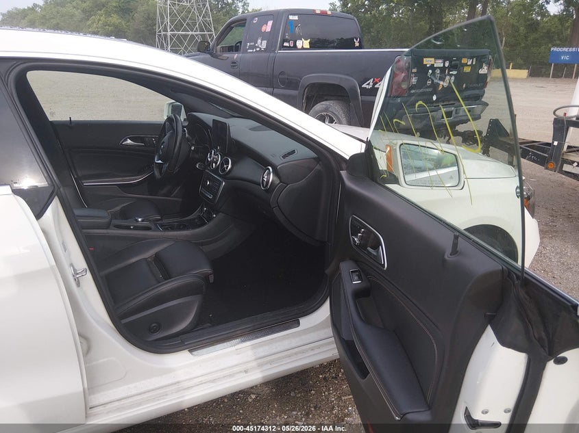 2018 Mercedes-benz Cla-klasse VIN WDDSJ4GB1JN537832 IAAI salvage auction — FRONT END, Clear (Indiana), sold $2,550 on 2026-07-29 (photo 5)