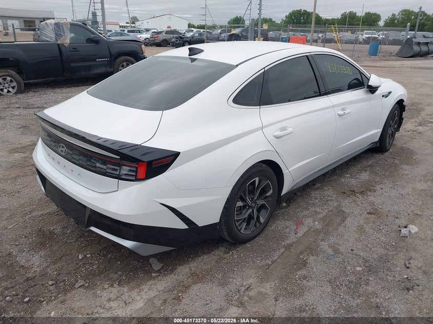 2024 Hyundai Sonata VIN KMHL64JA6RA401775 IAAI salvage auction — FRONT END, Salvage (Indiana), sold $7,200 on 2026-07-15 (photo 4)