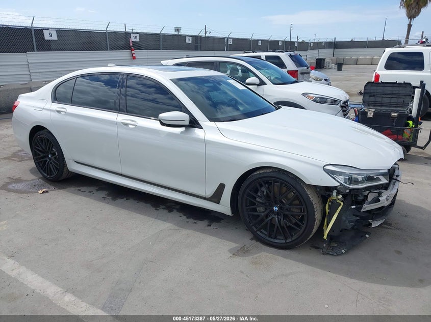 2019 BMW 7er VIN WBA7F0C5XKGM26015 IAAI salvage auction — FRONT END, Salvage (California), sold $7,300 on 2026-07-24 (photo 1)