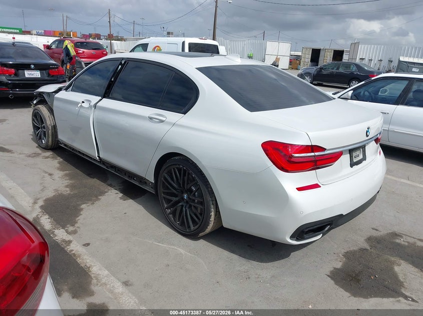 2019 BMW 7er VIN WBA7F0C5XKGM26015 IAAI salvage auction — FRONT END, Salvage (California), sold $7,300 on 2026-07-24 (photo 3)