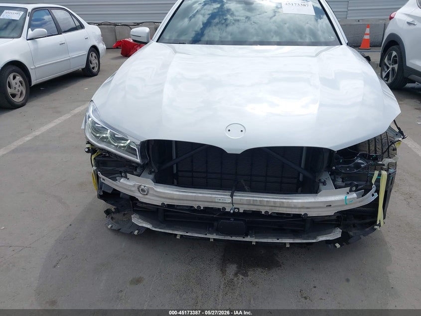 2019 BMW 7er VIN WBA7F0C5XKGM26015 IAAI salvage auction — FRONT END, Salvage (California), sold $7,300 on 2026-07-24 (photo 6)