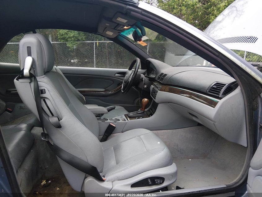 2001 BMW 3er VIN WBABS334X1JY52268 IAAI salvage auction — LEFT SIDE, Salvage (Ohio), sold $275 on 2026-08-04 (photo 5)