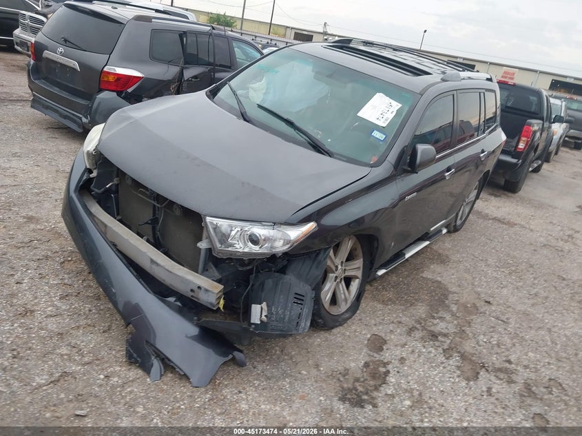 2013 Toyota Highlander VIN 5TDYK3EH3DS102196 IAAI salvage auction — ROLLOVER, Salvage (Texas), sold $3,050 on 2026-07-15 (photo 2)