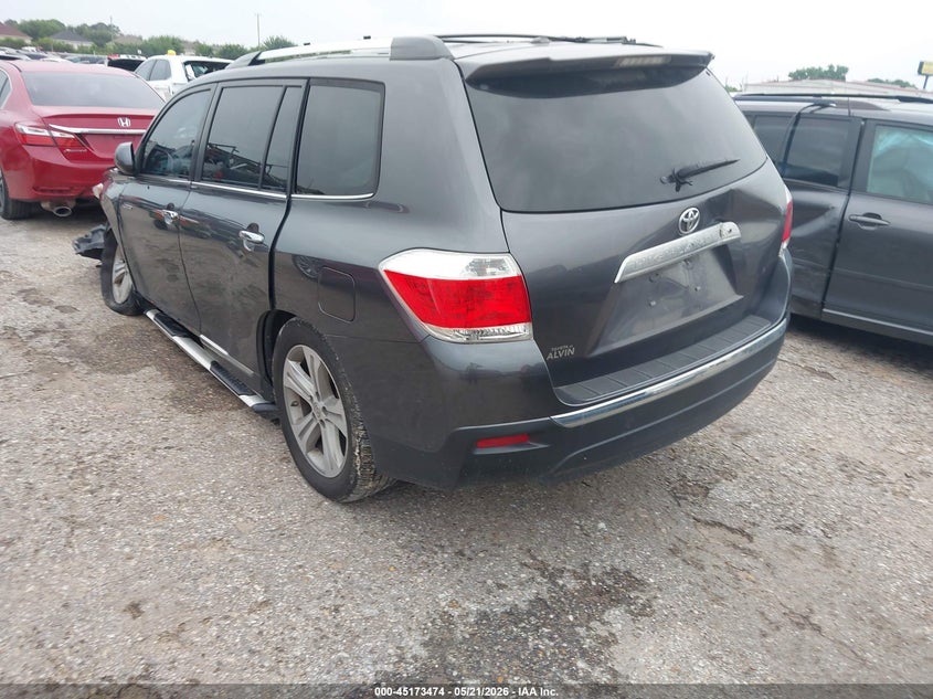 2013 Toyota Highlander VIN 5TDYK3EH3DS102196 IAAI salvage auction — ROLLOVER, Salvage (Texas), sold $3,050 on 2026-07-15 (photo 3)