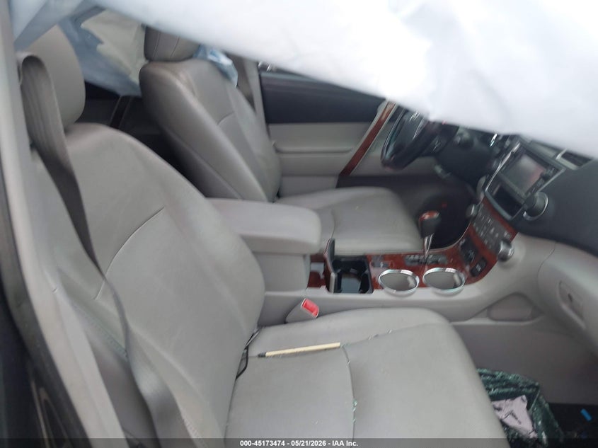 2013 Toyota Highlander VIN 5TDYK3EH3DS102196 IAAI salvage auction — ROLLOVER, Salvage (Texas), sold $3,050 on 2026-07-15 (photo 5)
