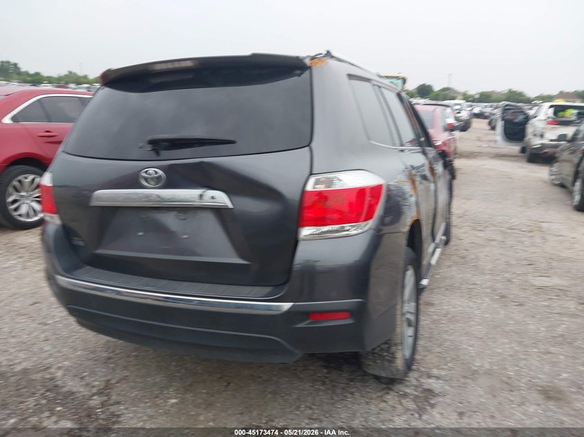 2013 Toyota Highlander VIN 5TDYK3EH3DS102196 IAAI salvage auction — ROLLOVER, Salvage (Texas), sold $3,050 on 2026-07-15 (photo 6)
