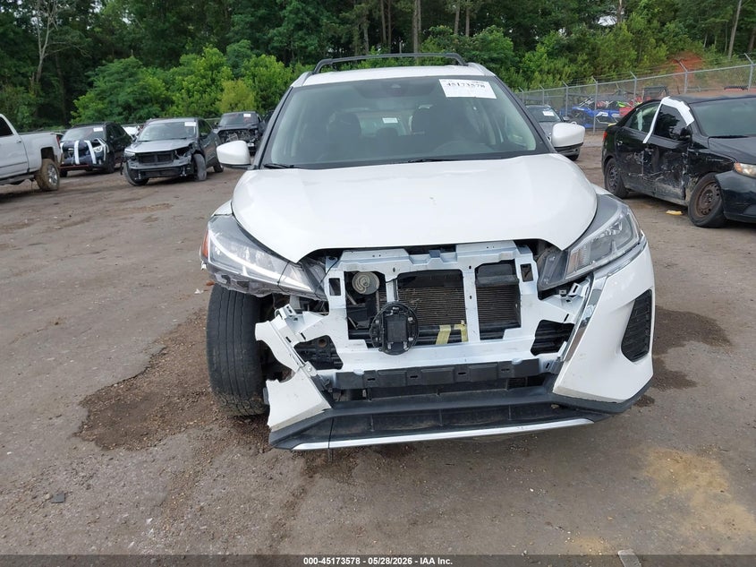 2022 Nissan Kicks VIN 3N1CP5CV7NL486770 IAAI salvage auction — RIGHT FRONT, Salvage Title, sold $1,625 on 2026-07-22 (photo 6)